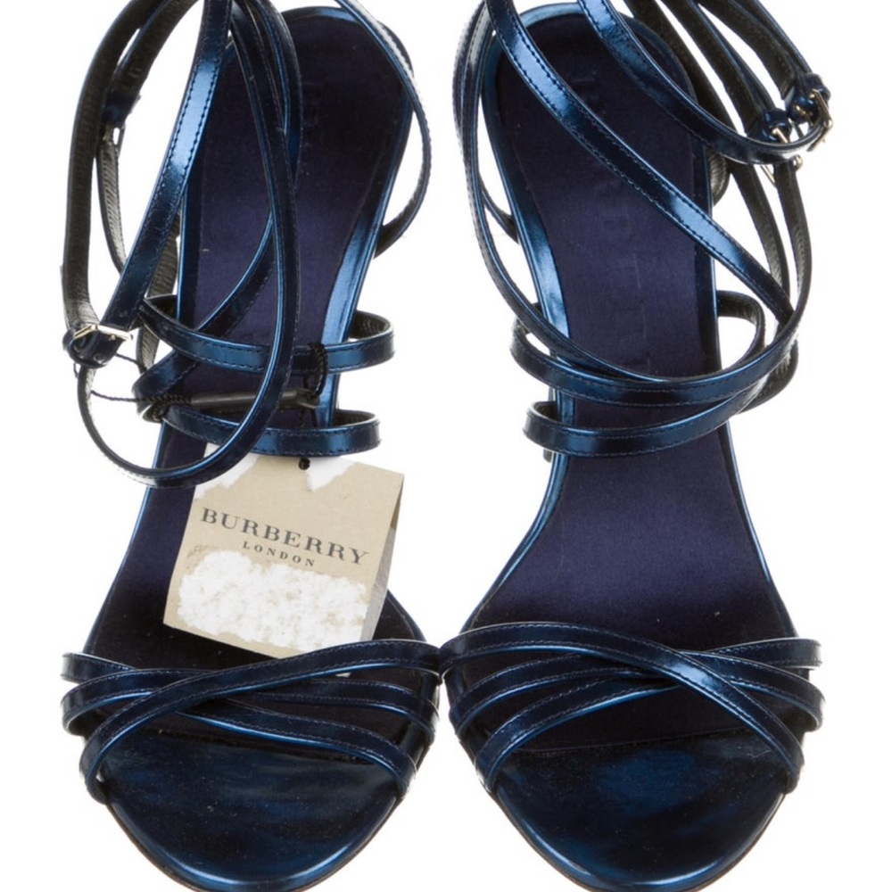 Burberry blue heels